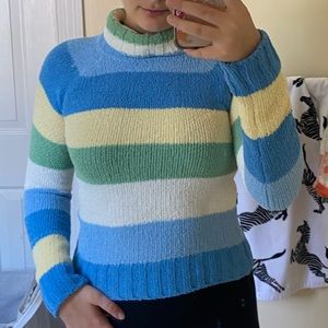 Y2K FUZZY TURTLENECK SWEATER SIZE SMALL